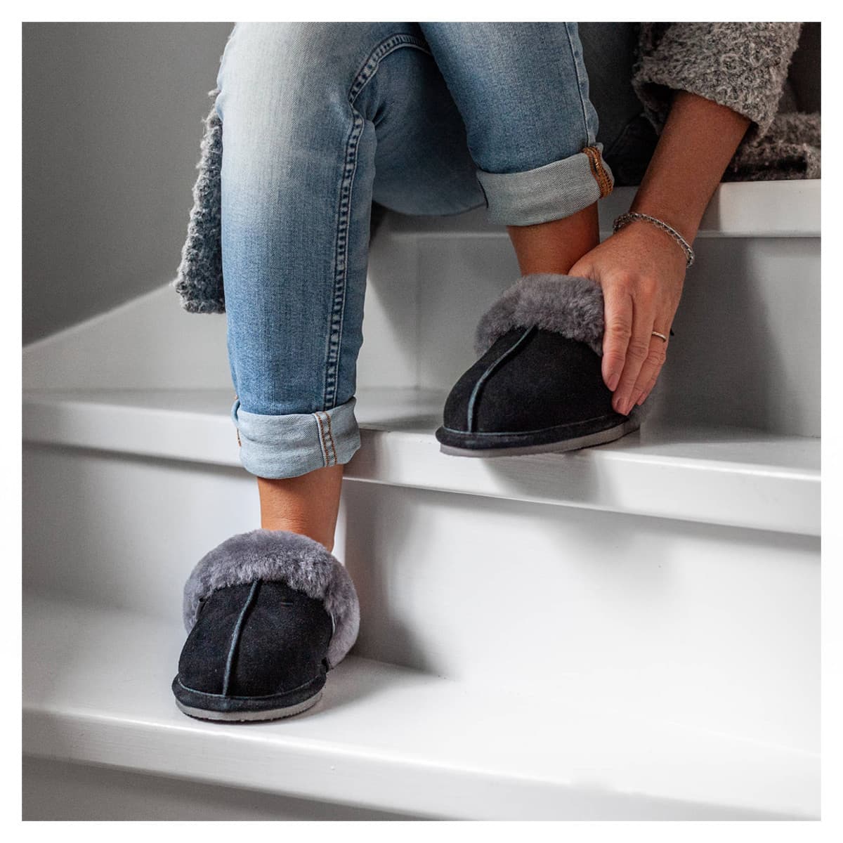AXELDA | Chaussons mouton Nancy noir