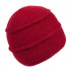 Bonnet tricot� avec de la laine angora douce rouge fonc�