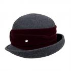 Chapeau clochette avec bord incurv� et ruban pour chapeau de velours gris