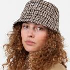 BARTS | Chapeau de p�cheur � la mode pour femmes avec motif � carreaux brun moyen
